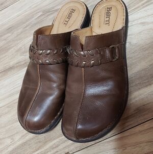 Born Leather Hand Crafted Slip On Clog Mule Detail Belt Size 8
